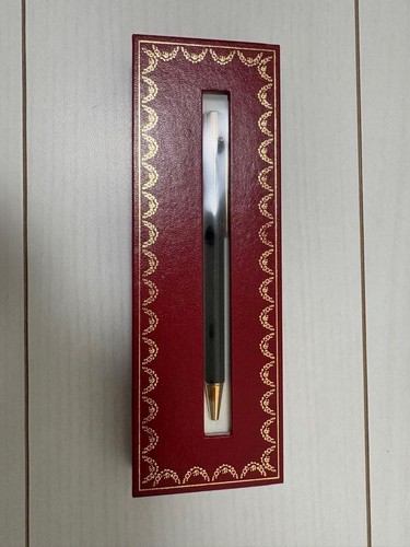 Cartier must - must,