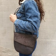 Borsa tracolla pochette vintage firmata Bruno Magli pelle camoscio grigio piombo