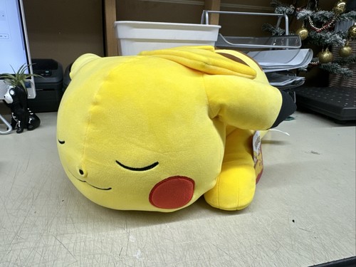 Pokemon sleeping pikachu - 18",