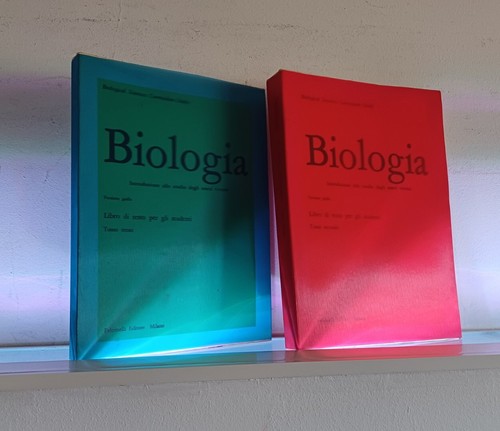 Biologia libro testo per - libro,