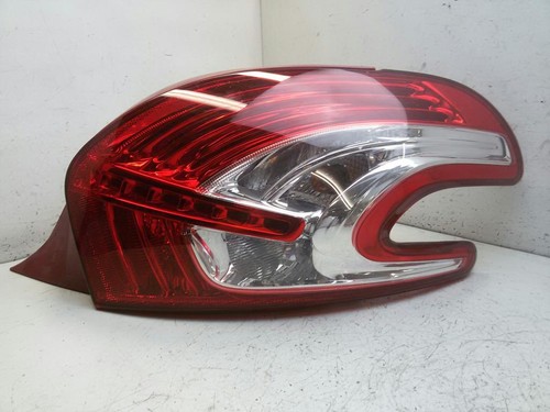 Peugeot 208 fanale posteriore