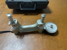 Dinamometro manuale idraulico Jamar / Sammons Preston con custodia