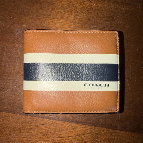 Coach nuovo con etichetta