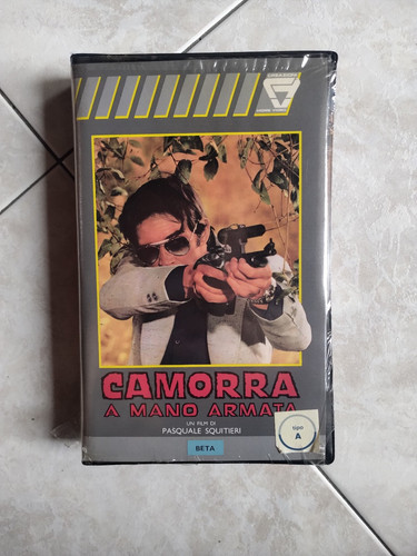 Camorra mano armata squiteri - mano,