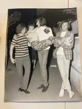 foto  THE ROKES   mis
