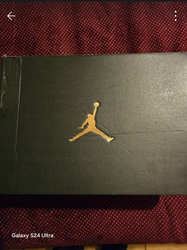 Jordan stay loyal - , 2