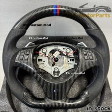 Volante in fibra di carbonio adatto a BMW M3 328i 335i 135i E90 E92 E93 con pulsanti
