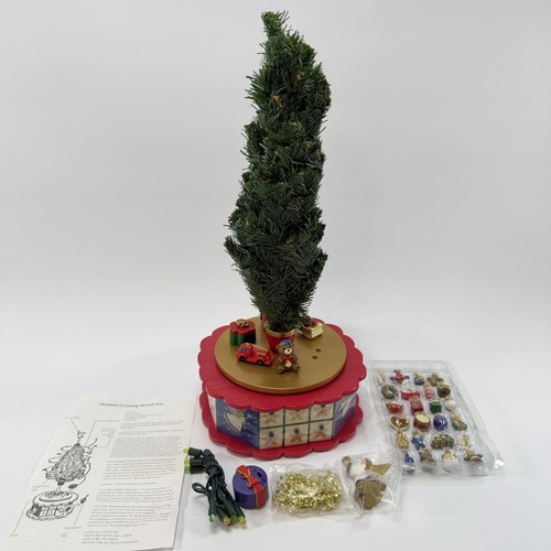 Avon christmas coming - christmas, is