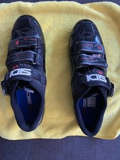 Scarpe da strada SiDi Genius 5 FIVE Carbon (44 EU / 10 US uomo) maglia nera 3 bulloni Italia