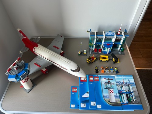 Lego city set - city, 3182