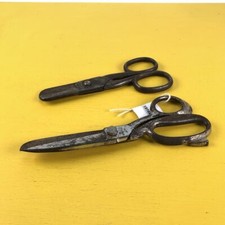 coppia di forbici antiche