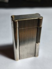 Vecchio accendino di lusso