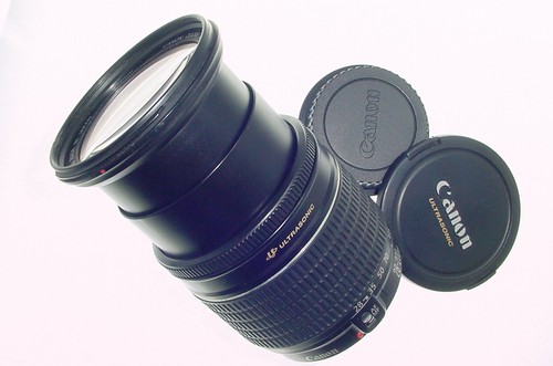 Canon 200mm 5 - f/3.5-5.6, usm