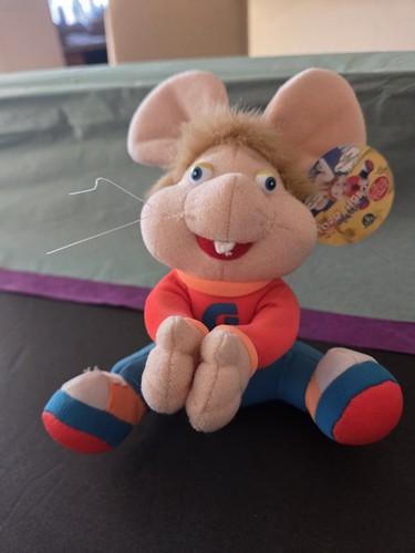 Vintage topo gigio soccer - vintage,