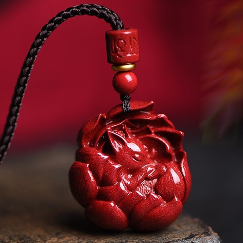 Collana con ciondolo