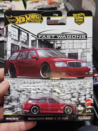 Hot wheels premium - 1/64,