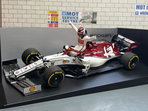 Boxed minichamps f1 - 1:18, *boxed*