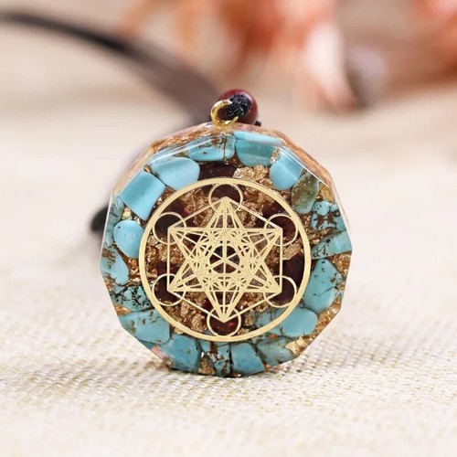 Collier avec pendentif - collier,