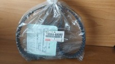 13568-69085 Cinghia distribuzione per Toyota Land Cruiser J70 J90 Hilux KZN130