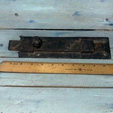 Antica serratura per porta in