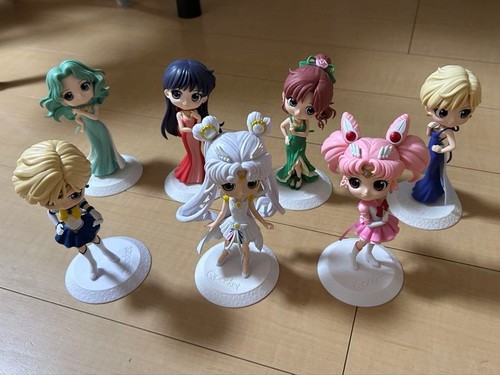 Lotto figurine sailor moon - lotto,