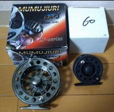 Due mulinelli a mosca