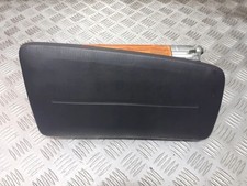 Parte interna Nissan Primera