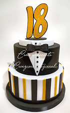Torta scenografica finta  18° Compleanno smoking nero oro gomma eva 2 piani