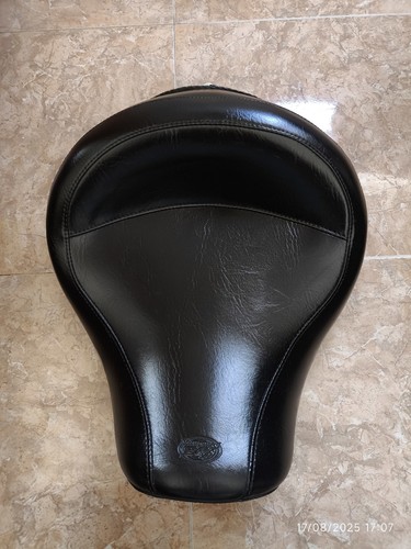 Seat mustang harley davidson - harley,