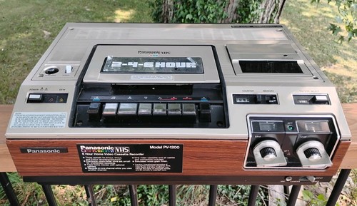 Panasonic 1200 vhs vcr - panasonic,