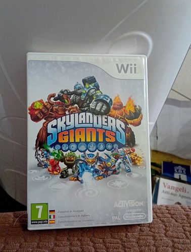 Skylanders giants wii - skylanders,
