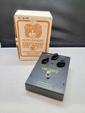 ELECTRO-HARMONIX V8 NERO RUSSO GRANDE MUFF Effetto