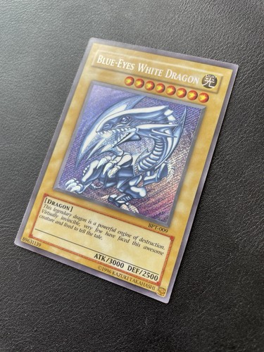 Orica blue eyes white dragon - blue,