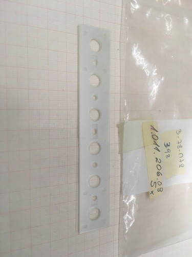 Isolatore plastica per - isolatore, in