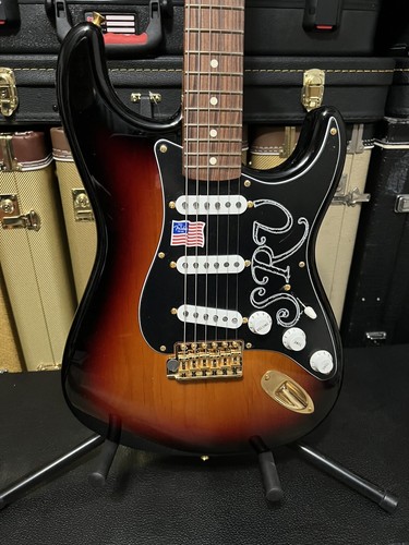 Nuova fender stevie - fender, ray