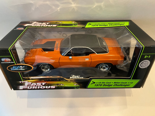 Ertl dodge challenger - 1/18,