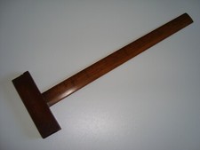 Antica squadra a T in legno per tavolo da disegno (KING & SON - BRISTOL)