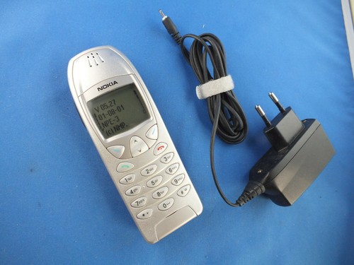 Nokia 6210 argento condizioni