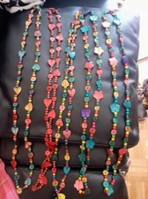 collane colorate in legno etniche