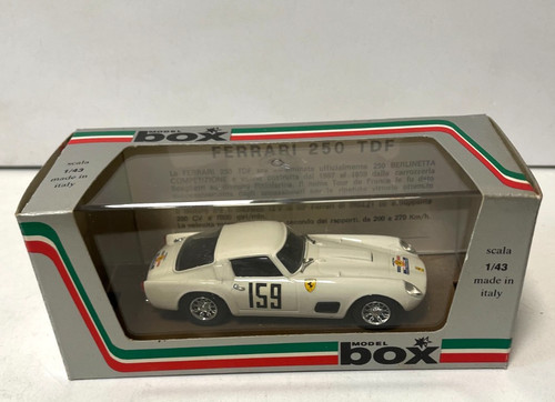 Model box auto die cast - box,