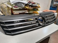GRIGLIA PARAURTI VOLKSWAGEN Passat Berlina 5° Serie 3AA853651OQE (10 15) USATA