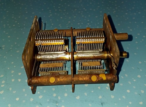Condensatore variabile 2 - condensatore,