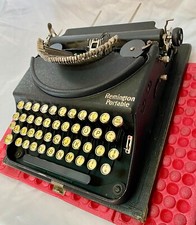 ANTICA MACCHINA DA SCRIVERE