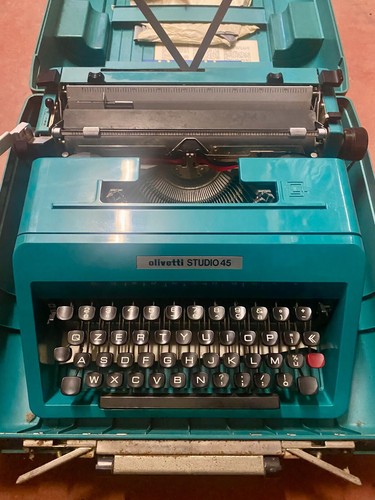 Macchina scrivere vintage - da,