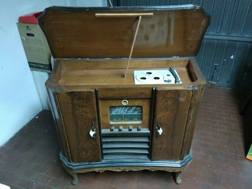 Mobile radio giradischi stile