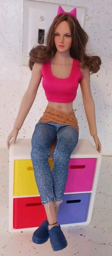 Mobili per casa delle bambole