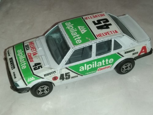 Burago alfa romeo giulietta - burago,