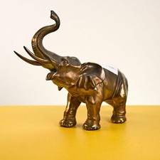 statua elefante in metallo