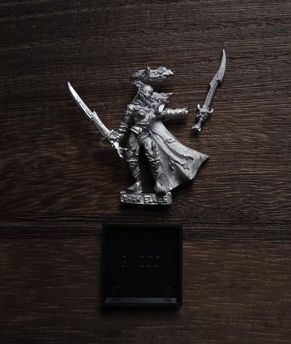 Warhammer fantasy elfi - warhammer, oscuri