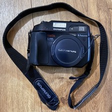 Olympus C-5060 Wide Zoom 5MP